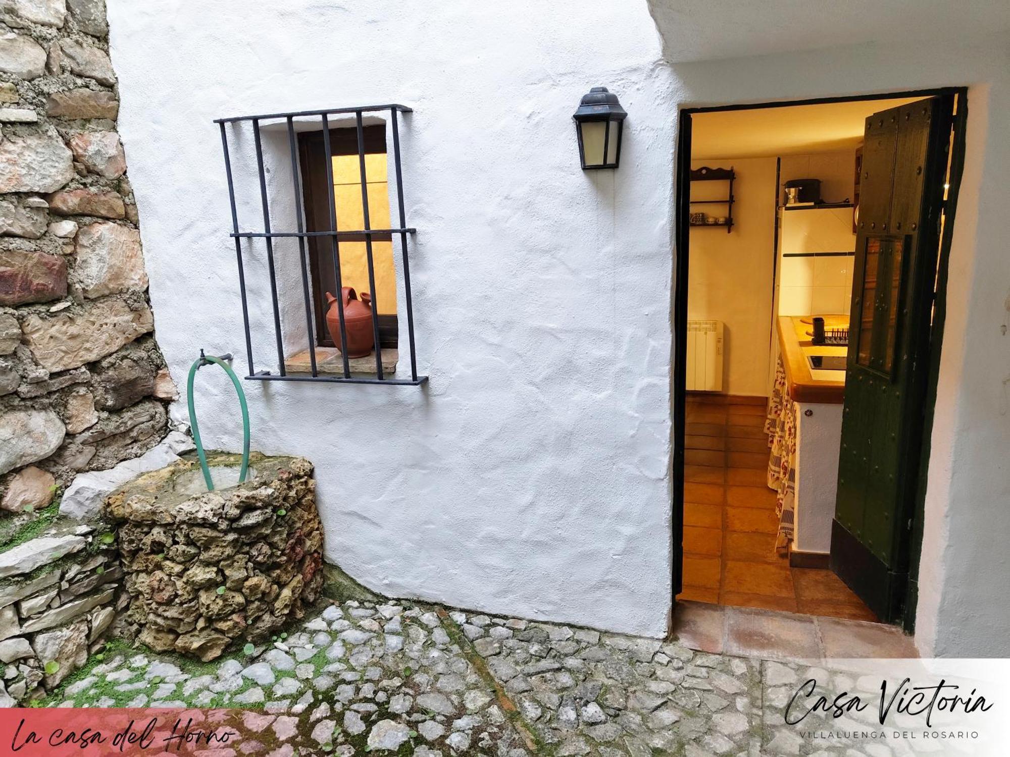 Gasthaus Conjunto Rural Casa Victoria Villaluenga Del Rosario Exterior foto