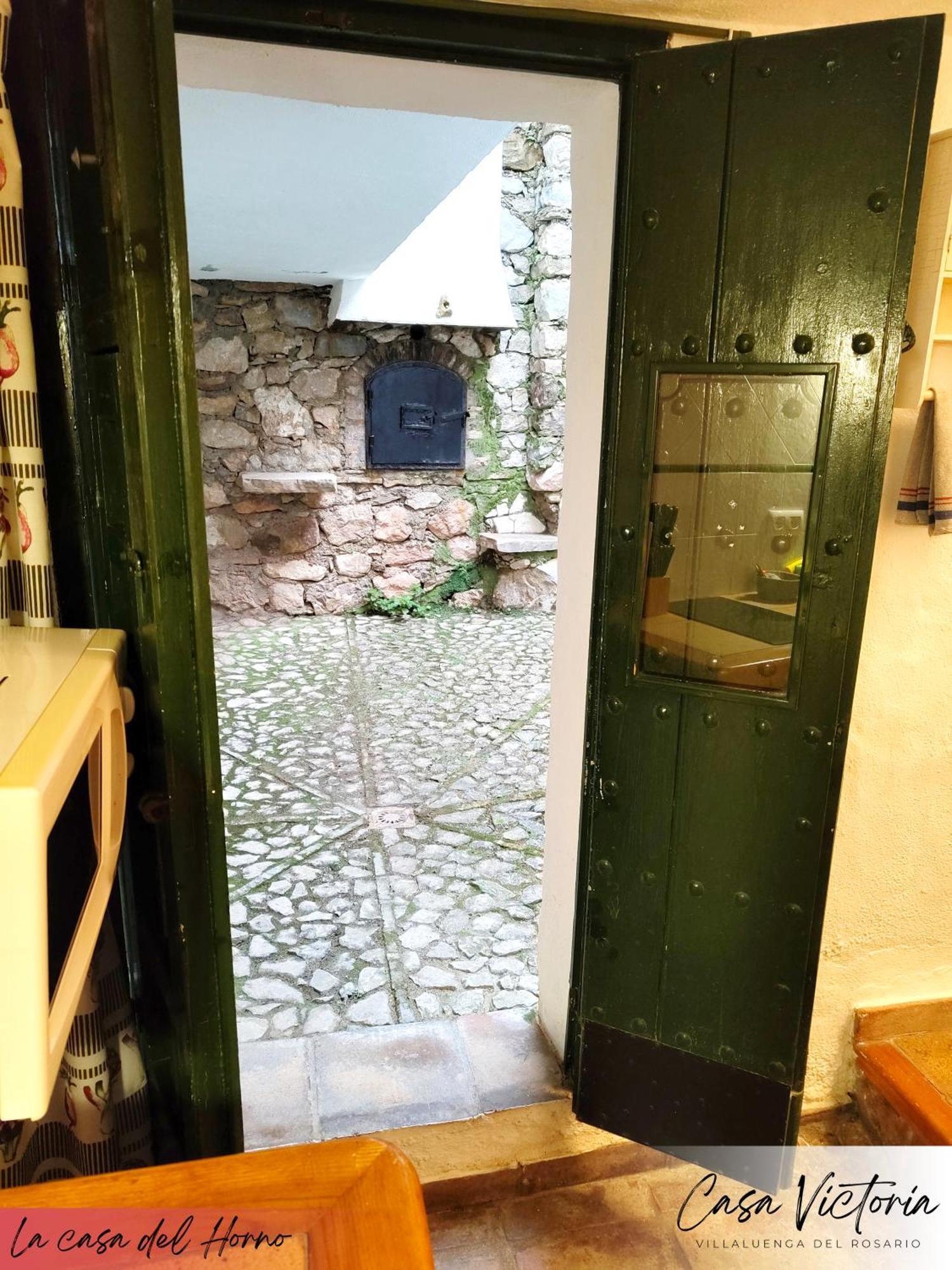 Gasthaus Conjunto Rural Casa Victoria Villaluenga Del Rosario Exterior foto